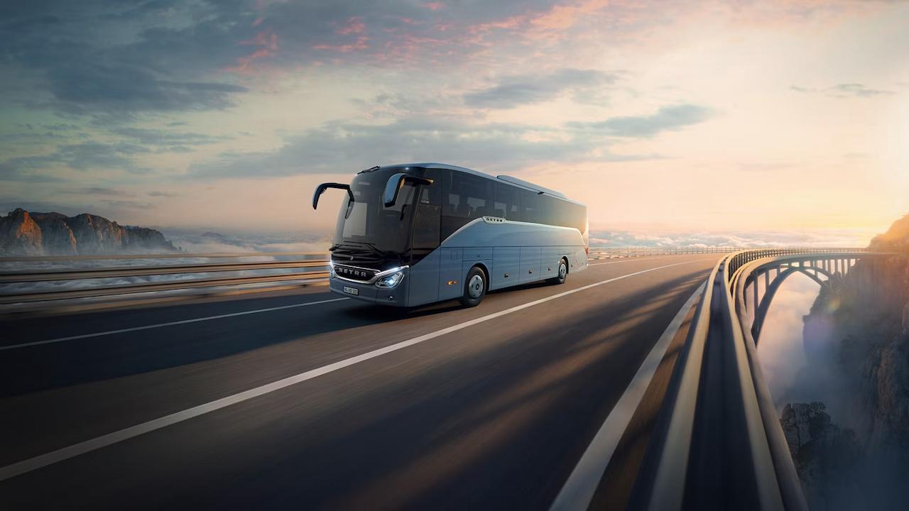 Luxury bus for group transport Riyadh